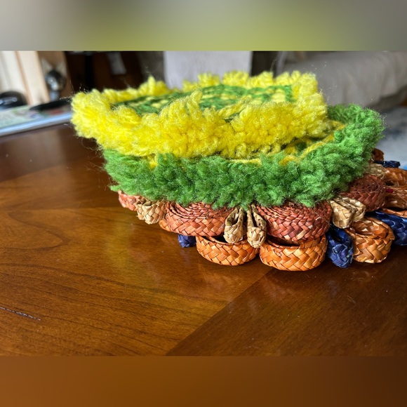 Lot of 4 Vintage Raffia Straw/Wool Wicker Rattan Trivet Hot Pads Decor Boho - Picture 9 of 10